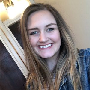 Meet your Posher, Savannah